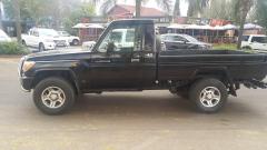 Used Toyota Land Cruiser Bakkie Land Cruiser 4.2 D 4X4 70SERIES (2007) for sale in  - 5