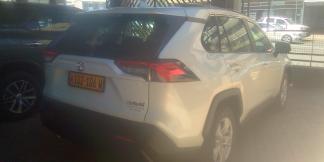  Used Toyota RAV 4 Cut GL for sale in  - 2