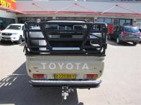 Toyota Land Cruiser LX 4.5 V8 for sale in Botswana - 4