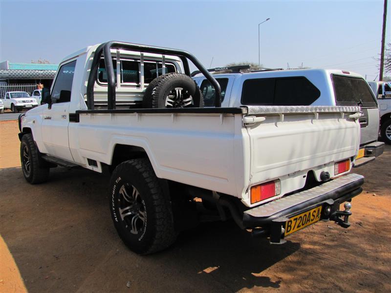 Toyota Land Cruiser in Botswana