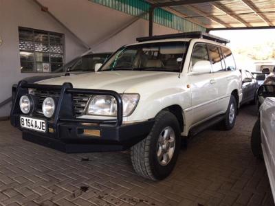 Toyota Land Cruiser V8 VX Toyota Land Cruiser V8 VX in Botswana