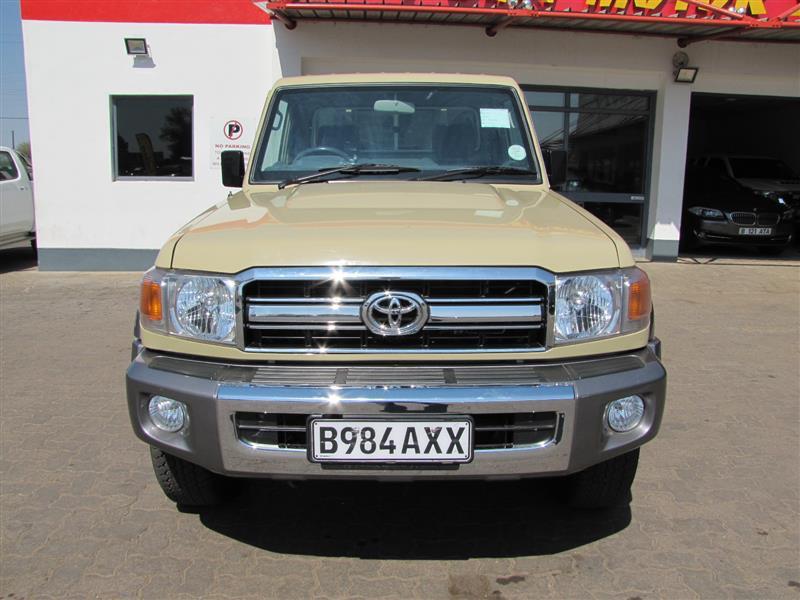 Toyota Land Cruiser in Botswana Local Used Toyota for sale in