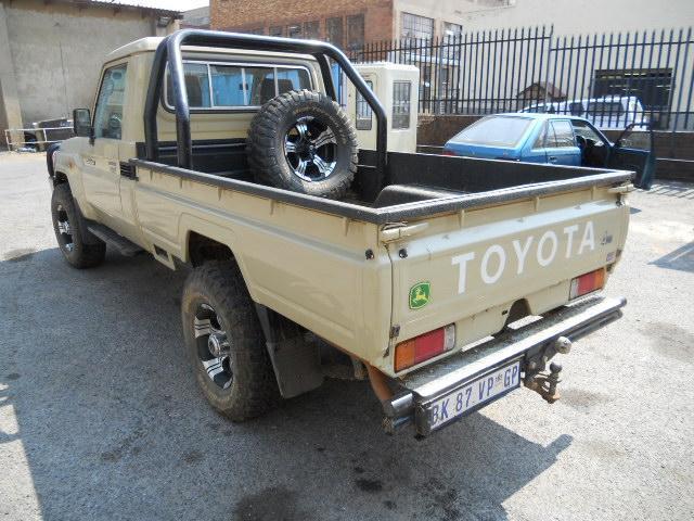 2013 Toyota Land Cruiser 79 Series Bakkie 4.2 4x4 in Botswana