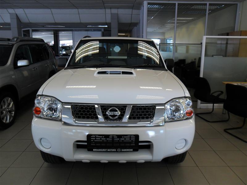 Nissan np300 регламент то