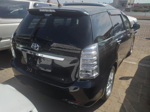 Toyota Wish Toyota Wish in Botswana