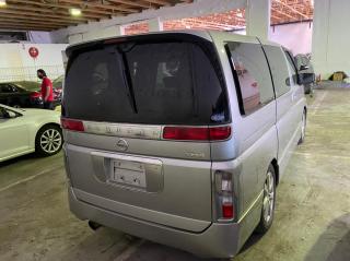 Used Nissan Elgrand Used Nissan Elgrand in Botswana