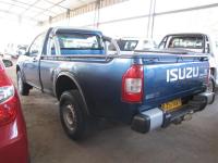 Isuzu KB 200 FleetSide for sale in Botswana - 3