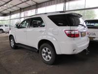 Toyota Fortuner V6 for sale in Botswana - 2