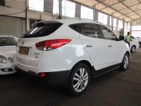 Hyundai ix35 GLS for sale in Botswana - 3