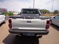 Toyota Hilux 2.7 VVTI for sale in Botswana - 5