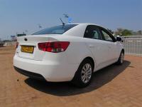 Kia Cerato for sale in Botswana - 3