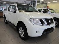 Nissan Navara LE for sale in Botswana - 2