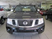 Nissan Navara LE for sale in Botswana - 1