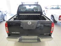 Nissan Navara LE for sale in Botswana - 4