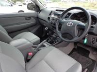 Toyota Hilux 2.5 D4D 4X4 for sale in Botswana - 3
