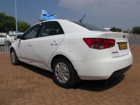 Kia Cerato for sale in Botswana - 5