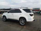 2014 TOYOTA FORTUNER 3.0D-4D 4x4 for sale in Botswana - 1