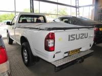 Isuzu KB 200 for sale in Botswana - 2