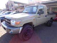 Toyota Land Cruiser 4.0 V6 for sale in Botswana - 2