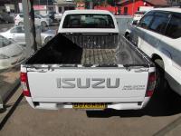 Isuzu KB 200 Fleetside for sale in Botswana - 2