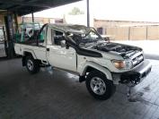 accident damaged Toyota Land Cruiser for sale in Botswana - 0