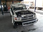accident damaged Toyota Land Cruiser for sale in Botswana - 5