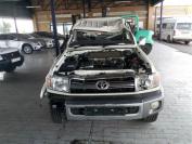 accident damaged Toyota Land Cruiser for sale in Botswana - 6