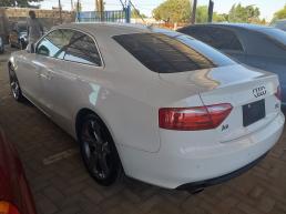Audi A5 for sale in Botswana - 5