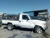 damaged Toyota Land Cruiser for sale in Botswana - 7