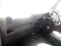 damaged Toyota Land Cruiser for sale in Botswana - 13