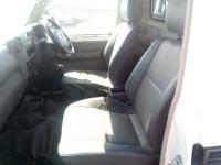 damaged Toyota Land Cruiser for sale in Botswana - 15