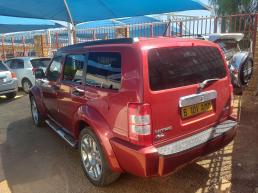 Dodge Neon Dodge Nitro 2.8 CRD for sale in Botswana - 0