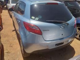Mazda 2 for sale in Botswana - 3