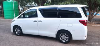  Toyota Alphard 2 for sale in Botswana - 13