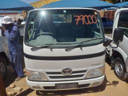 Toyota Dyna for sale in Botswana - 3