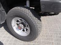 Toyota Hilux 2.2 4Y 4x4 for sale in Botswana - 9