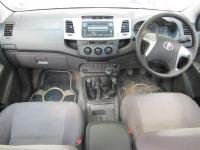 Toyota Hilux SRX for sale in Botswana - 7