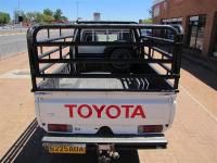 Toyota Land Cruiser V6 for sale in Botswana - 4