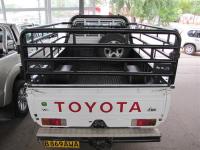 Toyota Land Cruiser V6 for sale in Botswana - 2