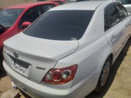 Toyota Markx for sale in Botswana - 3