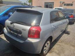 Toyota Runx for sale in Botswana - 3