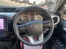  Used 2016 Toyota Hilux 2.8 gd6 resprayed for sale in Botswana - 11