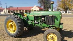  Used John Deere 1640 Tractor Tractors for sale in Botswana - 7