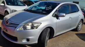 Used Toyota Auris for sale in Botswana - 15