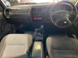  Used Toyota Hilux for sale in Botswana - 4