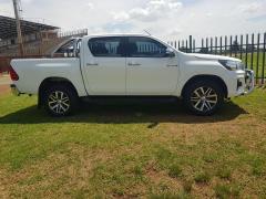  Used Toyota Hilux for sale in Botswana - 9