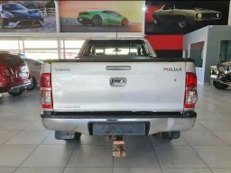  Used Toyota Hilux for sale in Botswana - 13