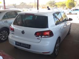 Volkswagen Golf 6 for sale in Botswana - 1