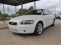 Volovo S40 T5 for sale in Botswana - 0