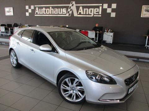 Used Volvo V40 2 Used Volvo V40 2 in South Africa